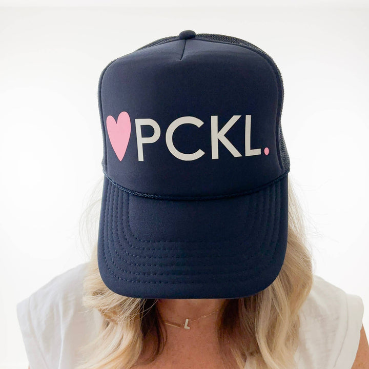 Heart PCKL Trucker